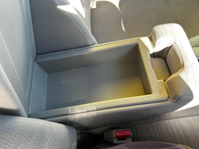 キューブ １５Ｇ　ガラスルーフ　スマートキー　Ｂｌｕｅｔｏｏｔｈ　ＨＤＤナビ　フルセグＴＶ　バックカメラ　ＥＴＣ　走行距離５５５００キロ（29枚目）