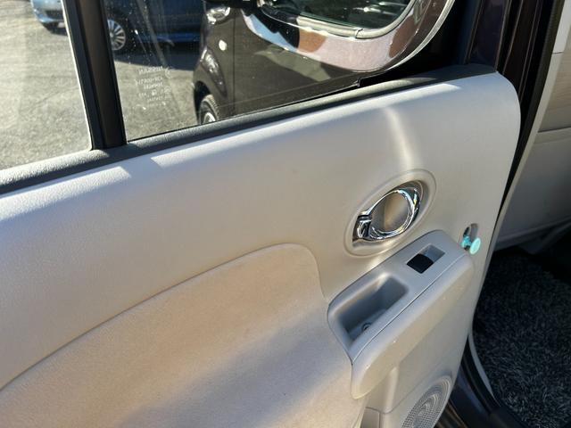 キューブ １５Ｇ　ガラスルーフ　スマートキー　Ｂｌｕｅｔｏｏｔｈ　ＨＤＤナビ　フルセグＴＶ　バックカメラ　ＥＴＣ　走行距離５５５００キロ（40枚目）