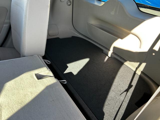 キューブ １５Ｇ　ガラスルーフ　スマートキー　Ｂｌｕｅｔｏｏｔｈ　ＨＤＤナビ　フルセグＴＶ　バックカメラ　ＥＴＣ　走行距離５５５００キロ（42枚目）