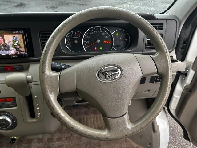 アトレーワゴン カスタムターボＲ　スローパー　福祉車両　Ｂｌｕｅｔｏｏｔｈ　ナビ　フルセグＴＶ　ＥＴＣ　バックカメラ　ドライブレコーダー　社外アルミ　走行距離７８０００キロ（21枚目）