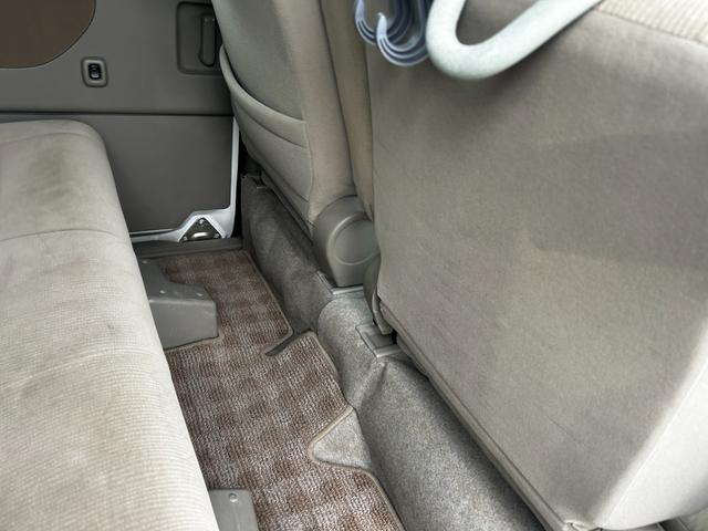 アトレーワゴン カスタムターボＲ　スローパー　福祉車両　Ｂｌｕｅｔｏｏｔｈ　ナビ　フルセグＴＶ　ＥＴＣ　バックカメラ　ドライブレコーダー　社外アルミ　走行距離７８０００キロ（30枚目）