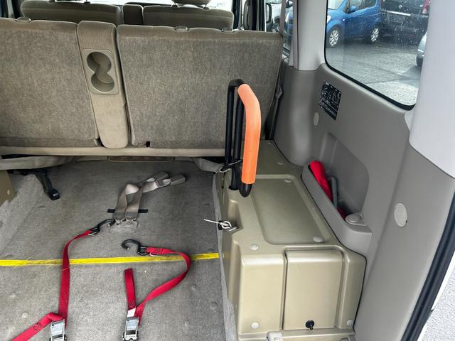 アトレーワゴン カスタムターボＲ　スローパー　福祉車両　Ｂｌｕｅｔｏｏｔｈ　ナビ　フルセグＴＶ　ＥＴＣ　バックカメラ　ドライブレコーダー　社外アルミ　走行距離７８０００キロ（38枚目）