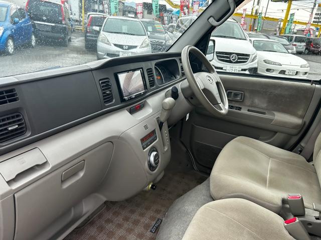 アトレーワゴン カスタムターボＲ　スローパー　福祉車両　Ｂｌｕｅｔｏｏｔｈ　ナビ　フルセグＴＶ　ＥＴＣ　バックカメラ　ドライブレコーダー　社外アルミ　走行距離７８０００キロ（45枚目）