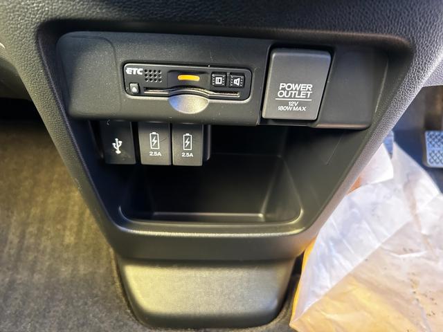 N-WGN G・ターボパッケージ Bluetooth ナビ フルセグTV ETC バックカメラ スマートキー ワンオーナー 記録簿 1年間・走行距離無制限・保証付き(25枚目)