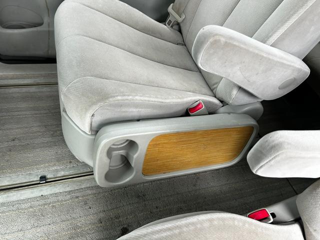 エスティマ ２．４アエラス　Ｇエディション　両側パワースライドドア　Ｂｌｕｅｔｏｏｔｈ　ナビ　フルセグＴＶ　ＥＴＣ　スマートキー　７人乗り　走行距離６６６００キロ（48枚目）