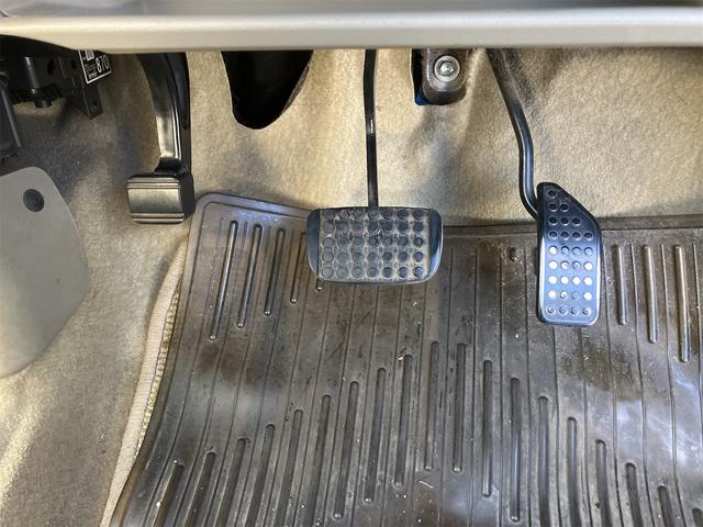 タント Ｘリミテッドスペシャル　ナビ　ＴＶ　ワンセグ　ＥＴＣ　バックカメラ　左側パワースライドドア　スマートキー　ＣＤ　ＤＶＤ　Ｂｌｕｅｔｏｏｔｈ接続　禁煙車（25枚目）