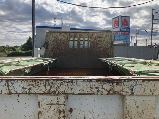 キャンター ダンプ　ＡＴ　４トンダンプ　ダブルタイヤ　フォグランプ　キーレス（31枚目）