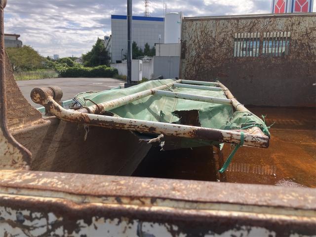 キャンター ダンプ　ＡＴ　４トンダンプ　ダブルタイヤ　フォグランプ　キーレス（33枚目）