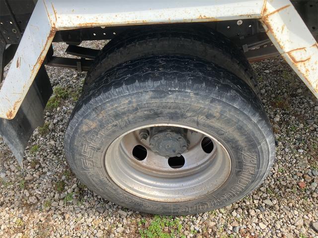 キャンター ダンプ　ＡＴ　４トンダンプ　ダブルタイヤ　フォグランプ　キーレス（36枚目）