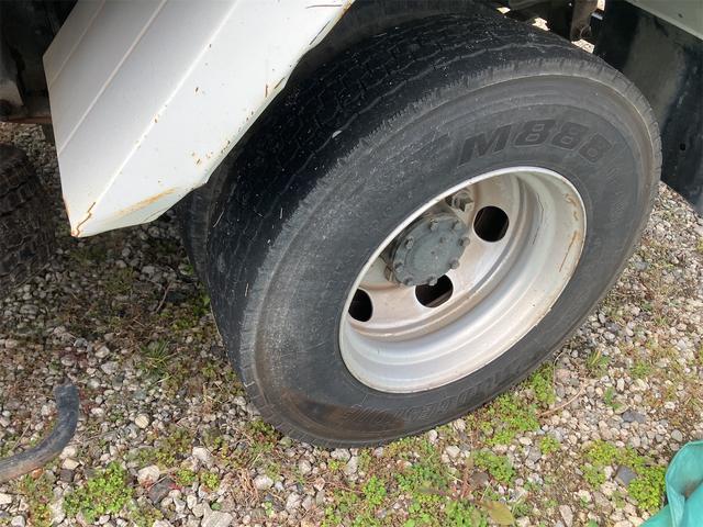 キャンター ダンプ　ＡＴ　４トンダンプ　ダブルタイヤ　フォグランプ　キーレス（38枚目）