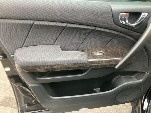 エリシオン Ｇエアロ　両側電動スライドドア　ナビ　バックカメラ　ＤＶＤ　フリップダウンモニター　ＥＴＣ（46枚目）