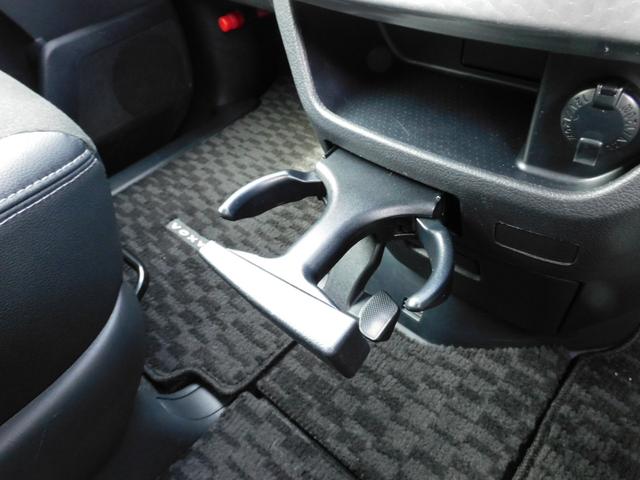 ヴォクシー ZS 煌Z 純正HDD8インチナビ フルセグTV バックカメラ Btせつぞく後席フリップダウンモニター 両側パワースライドドア パドルシフト ハーフレザー(45枚目)