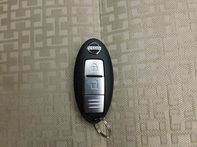 マーチ 12G 純正SDナビ フルセグTV バックカメラ プッシュスタート オートライト サイドカーテンエアバッグ(7枚目)