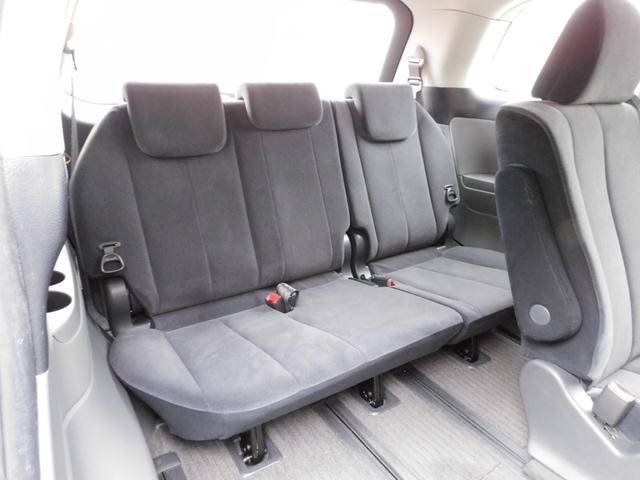 内装、外装クリーニングは気持ちよくお乗り頂けるよう丁寧に致します。