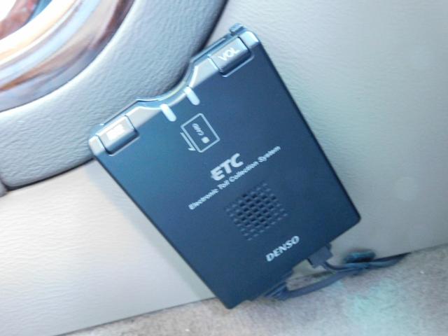 レガシィランカスター ランカスター　純正ナビ　バックカメラ　走行４９０６６ｋｍ　フルノーマル車（6枚目）