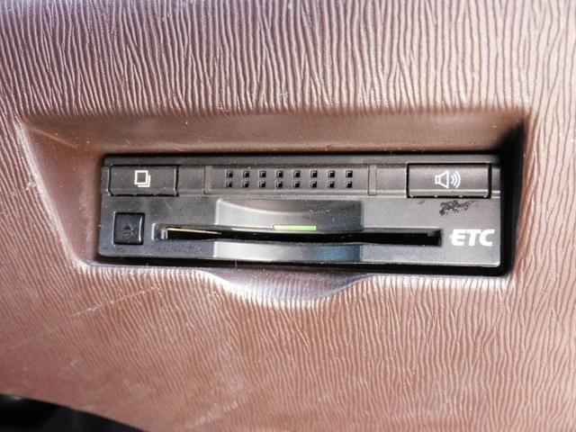 パッソ プラスハナ　純正ＳＤナビ　フルセグＴＶ　バックカメラ　Ｂｔ接続　後席フリップダウンモニター（5枚目）