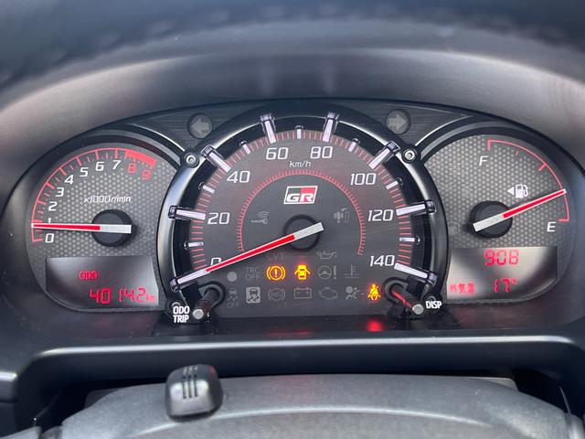 コペン ＧＲ　スポーツ　５速ＭＴ　・電動オープン　純正レカロ　純正ナビ　ＥＴＣ　ＧＲサイドスカート　オプションＨＫＳマフラー＆インパネパネル　フルセグＴＶ　ブルートゥース　ＣＤ　ＤＶＤ　シートヒーター　ＭＯＭＯステ　ＢＢＳ１６アルミ（20枚目）