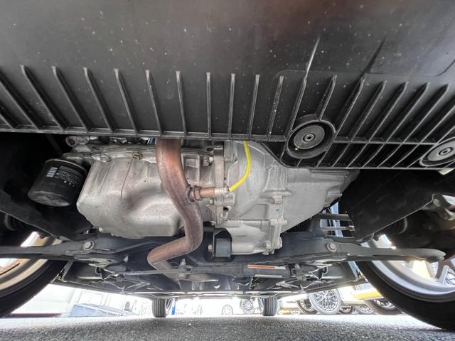 コペン ＧＲ　スポーツ　５速ＭＴ　・電動オープン　純正レカロ　純正ナビ　ＥＴＣ　ＧＲサイドスカート　オプションＨＫＳマフラー＆インパネパネル　フルセグＴＶ　ブルートゥース　ＣＤ　ＤＶＤ　シートヒーター　ＭＯＭＯステ　ＢＢＳ１６アルミ（34枚目）