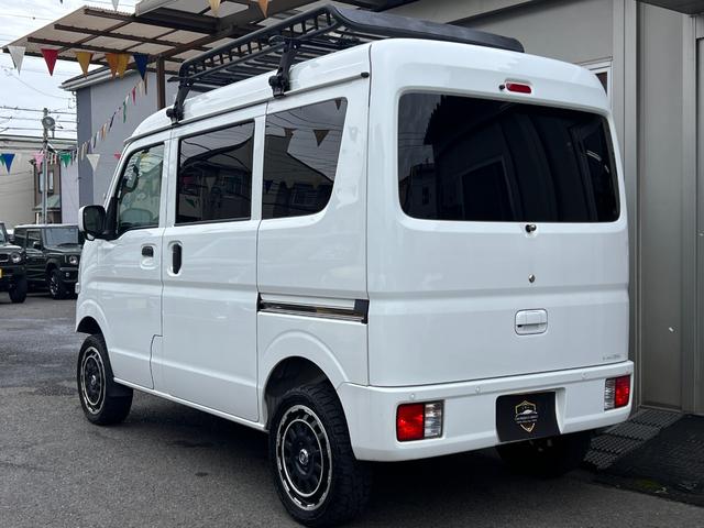 ＮＶ１００クリッパーバン ＧＸターボ　ハイルーフ　・社外ナビ　Ｂカメラ　１．５インチＵＰサス　ルーフラック　ロッドホルダー　リア５面スモークフィルム　社外１５インチアルミ　ＣＤ　ＤＶＤ　ＵＳＢ　ワンセグＴＶ　ＢＴ接続　スキッドプレート　ラバーマット（6枚目）