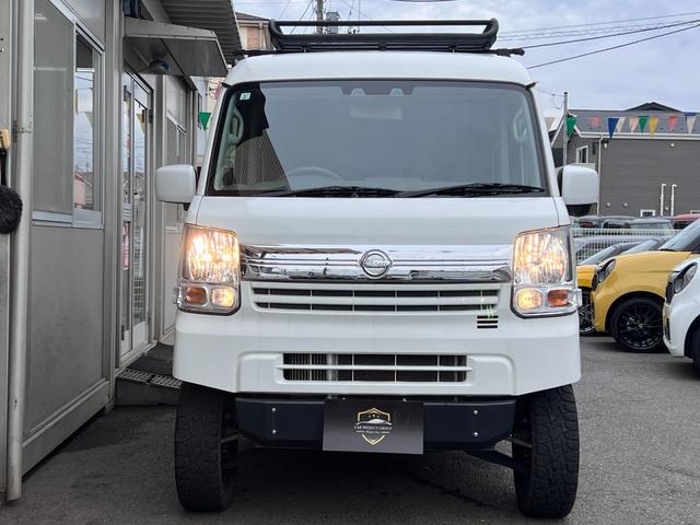 ＮＶ１００クリッパーバン ＧＸターボ　ハイルーフ　・社外ナビ　Ｂカメラ　１．５インチＵＰサス　ルーフラック　ロッドホルダー　リア５面スモークフィルム　社外１５インチアルミ　ＣＤ　ＤＶＤ　ＵＳＢ　ワンセグＴＶ　ＢＴ接続　スキッドプレート　ラバーマット（24枚目）
