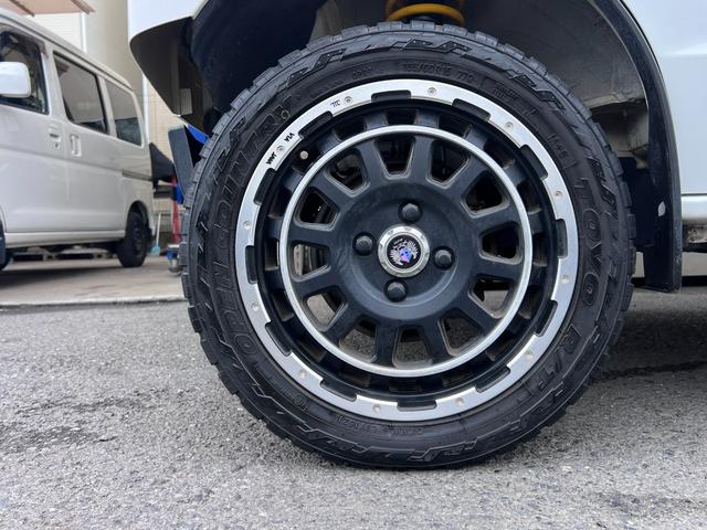 ＮＶ１００クリッパーバン ＧＸターボ　ハイルーフ　・社外ナビ　Ｂカメラ　１．５インチＵＰサス　ルーフラック　ロッドホルダー　リア５面スモークフィルム　社外１５インチアルミ　ＣＤ　ＤＶＤ　ＵＳＢ　ワンセグＴＶ　ＢＴ接続　スキッドプレート　ラバーマット（29枚目）