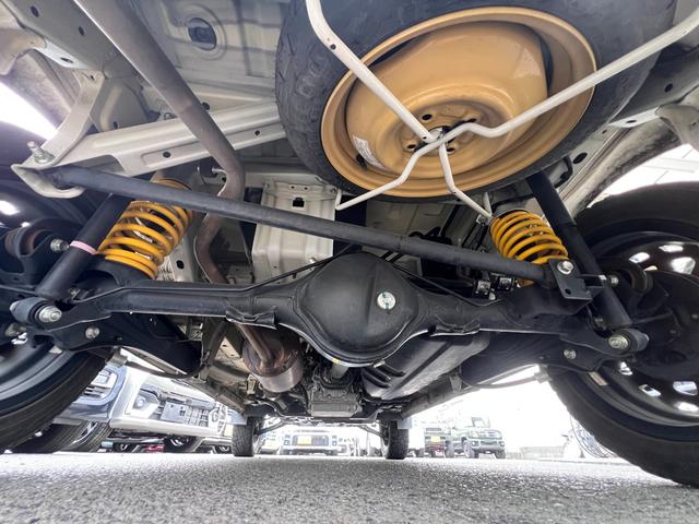 ＮＶ１００クリッパーバン ＧＸターボ　ハイルーフ　・社外ナビ　Ｂカメラ　１．５インチＵＰサス　ルーフラック　ロッドホルダー　リア５面スモークフィルム　社外１５インチアルミ　ＣＤ　ＤＶＤ　ＵＳＢ　ワンセグＴＶ　ＢＴ接続　スキッドプレート　ラバーマット（36枚目）