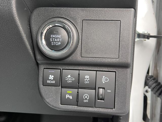 ハイゼットカーゴ クルーズターボ 4WD ・視界補助パック&バックカメラ ストラーダナビ 前後ドラレコ ETC2.0 黒革調シートカバー フルセグTV CD DVD BT接続 アームレスト フロア&荷室マット サイドバイザー スマートアシスト(16枚目)