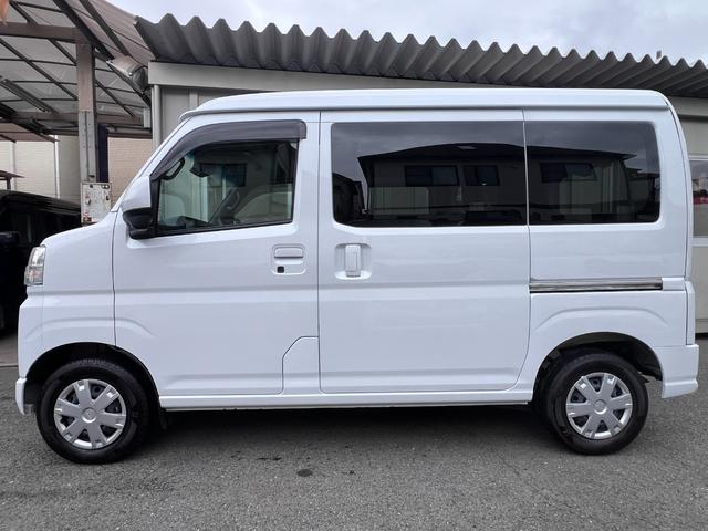 ハイゼットカーゴ クルーズターボ 4WD ・視界補助パック&バックカメラ ストラーダナビ 前後ドラレコ ETC2.0 黒革調シートカバー フルセグTV CD DVD BT接続 アームレスト フロア&荷室マット サイドバイザー スマートアシスト(25枚目)