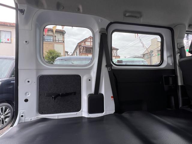 ハイゼットカーゴ クルーズターボ 4WD ・視界補助パック&バックカメラ ストラーダナビ 前後ドラレコ ETC2.0 黒革調シートカバー フルセグTV CD DVD BT接続 アームレスト フロア&荷室マット サイドバイザー スマートアシスト(41枚目)