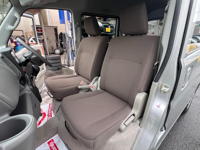 エブリイ ジョインターボ ・現行型 6型CVT 純正スマホ連携ディスプレイオーディオ Bカメラ 両側電動スライドドア オートエアコン ルーフコンソール シートヒーター リアヒーター バックセンサー デュアルカメラブレーキ(9枚目)