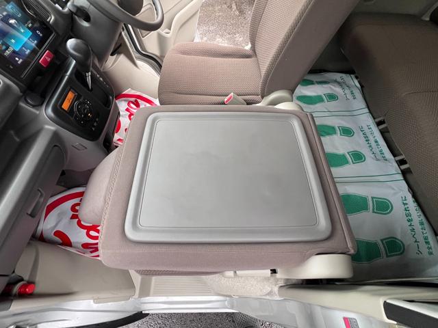 エブリイ ジョインターボ ・現行型 6型CVT 純正スマホ連携ディスプレイオーディオ Bカメラ 両側電動スライドドア オートエアコン ルーフコンソール シートヒーター リアヒーター バックセンサー デュアルカメラブレーキ(10枚目)