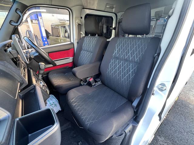 アトレー ＲＳターボ　４ＷＤ　・リフトＵＰカスタム　視界補助パック　ＡＬＰＩＮＥ９型ディスプレイオーディオ　Ｂカメラ　ＨＤＭＩ　ＵＳＢ　ＢＴ　ベッドキット　前後ドラレコ　ＥＴＣ　社外１４ＡＷ　ジオランダーＸ－ＡＴ　リア５面スモーク（9枚目）