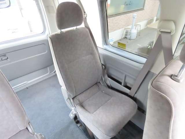 ハイエースワゴン グランドキャビン 純正ナビTVバックモニター フリップダウンモニター ETC 社外ドライブレコーダー 社外15インチアルミ(28枚目)