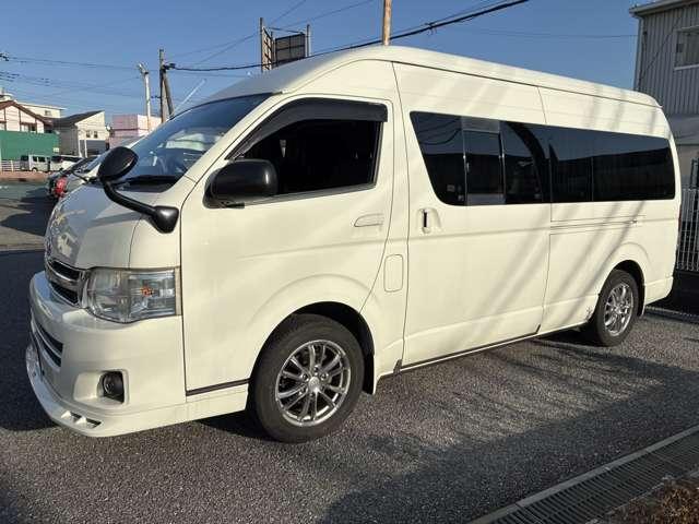 ハイエースバン SロングワイドDX GLパッケージ スーパーロング ハイルーフワイドボディ 4WD GLパッケージ 社外ナビTVバックモニター Wエアコン リアヒーター フロントスポイラー 17インチアルミ ETC(5枚目)