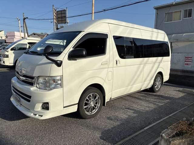 ハイエースバン SロングワイドDX GLパッケージ スーパーロング ハイルーフワイドボディ 4WD GLパッケージ 社外ナビTVバックモニター Wエアコン リアヒーター フロントスポイラー 17インチアルミ ETC(6枚目)