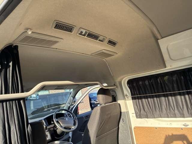 ハイエースバン SロングワイドDX GLパッケージ スーパーロング ハイルーフワイドボディ 4WD GLパッケージ 社外ナビTVバックモニター Wエアコン リアヒーター フロントスポイラー 17インチアルミ ETC(14枚目)