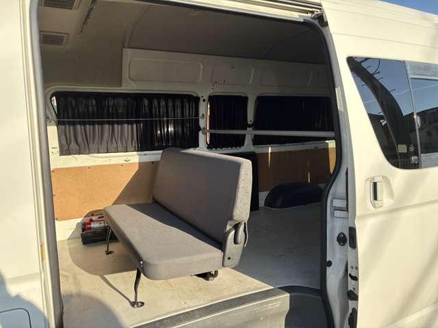 ハイエースバン SロングワイドDX GLパッケージ スーパーロング ハイルーフワイドボディ 4WD GLパッケージ 社外ナビTVバックモニター Wエアコン リアヒーター フロントスポイラー 17インチアルミ ETC(16枚目)