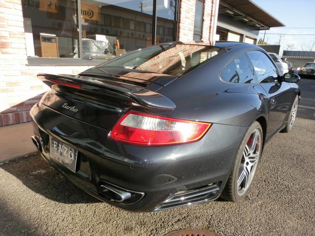 911ターボ 左H 4WD スポーツクロノPKG(4枚目)