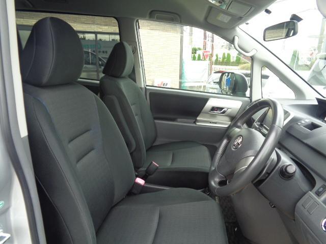 ヴォクシー ZS 煌 純正ナビ ワンセグ DVD再生 バックカメラ フリップダウン 両側電動スライド ETC HIDライト スマートキー 純正アルミ オートライト パドルシフト(49枚目)