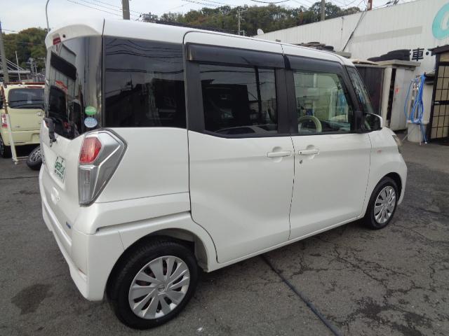 デイズルークス X 純正ナビ 地デジ ブルートゥース DVD再生 アラウンドビューモニター インテリキー 電動スライド ETC アイドリングストップ ベンチシート フリップダウン(14枚目)