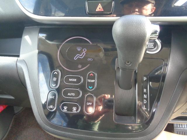 デイズルークス Ｘ　Ｖセレクション　両側電動スライド　アイドリングストップ　アラウンドビューモニター　衝突被害軽減システム　ＥＳＣ　サイドエアバッグ　純正アルミ（17枚目）