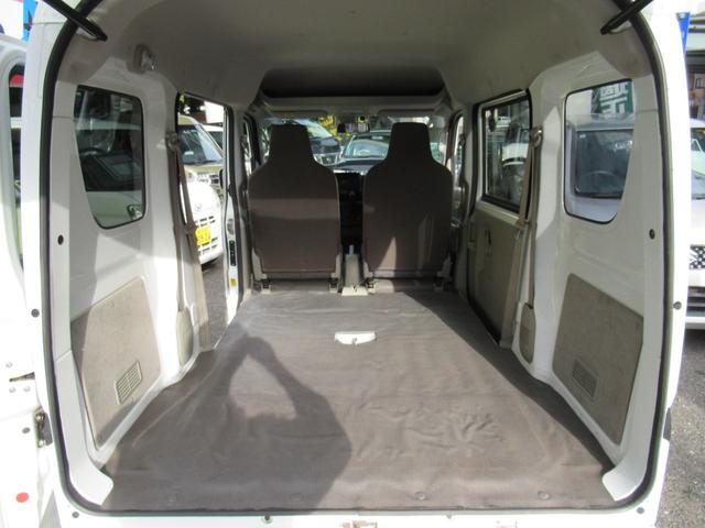 スクラム PCスペシャル 軽バン CVT 衝突被害軽減システム ETC 両側スライドドア キーレスエントリー 電動格納ミラー ESC エアコン パワーウィンドウ 運転席エアバッグ 助手席エアバッグ 記録簿 CD(25枚目)