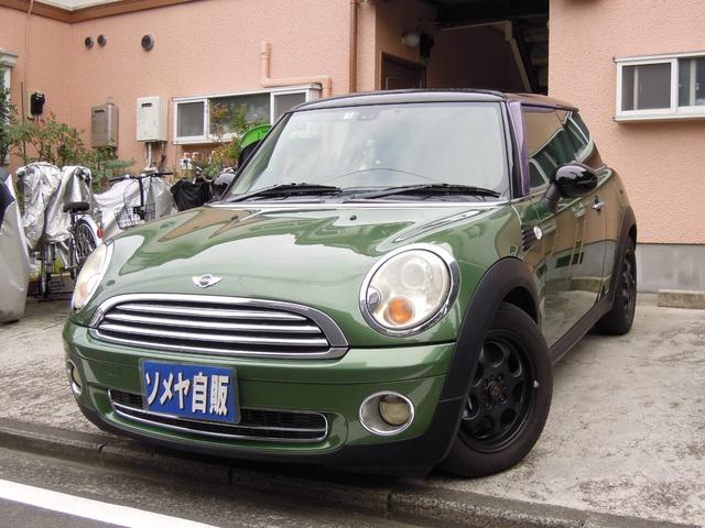 ＭＩＮＩ クーパー　キーレスキー２本　革巻きハンドル　オートＨＩＤヘッドライト　社外アルミホイール　ＣＤ　ＡＵＸ　オンダッシュナビ　ワンセグＴＶ（11枚目）