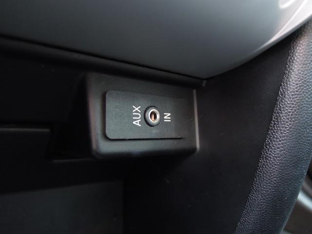 ＭＩＮＩ クーパー　キーレスキー２本　革巻きハンドル　オートＨＩＤヘッドライト　社外アルミホイール　ＣＤ　ＡＵＸ　オンダッシュナビ　ワンセグＴＶ（27枚目）