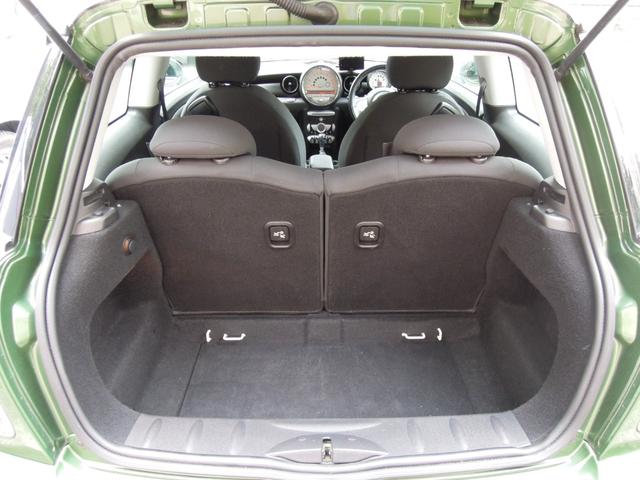 ＭＩＮＩ クーパー　キーレスキー２本　革巻きハンドル　オートＨＩＤヘッドライト　社外アルミホイール　ＣＤ　ＡＵＸ　オンダッシュナビ　ワンセグＴＶ（39枚目）