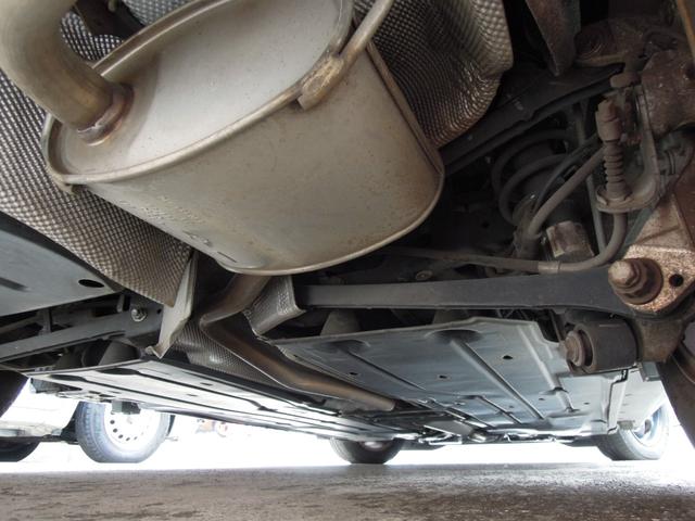 ＭＩＮＩ クーパー　キーレスキー２本　革巻きハンドル　オートＨＩＤヘッドライト　社外アルミホイール　ＣＤ　ＡＵＸ　オンダッシュナビ　ワンセグＴＶ（49枚目）