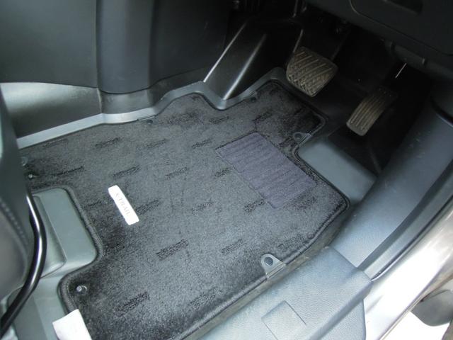 エクストレイル ２０Ｘ　禁煙　ワンオーナー　パートタイム４ＷＤ　純正ナビ　フルセグＴＶ　バックカメラ　スマートキー　オートＨＩＤライト　オートエアコン　純正１７インチアルミ　ＥＴＣ　記録簿　取説（19枚目）