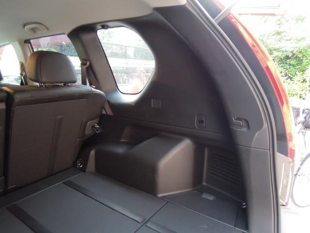 エクストレイル ２０Ｘ　禁煙　ワンオーナー　パートタイム４ＷＤ　純正ナビ　フルセグＴＶ　バックカメラ　スマートキー　オートＨＩＤライト　オートエアコン　純正１７インチアルミ　ＥＴＣ　記録簿　取説（42枚目）