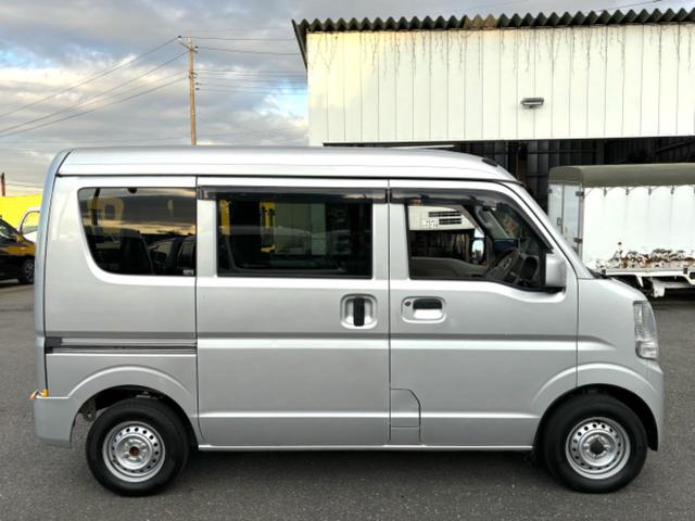 日産 ＮＶ１００クリッパーバン