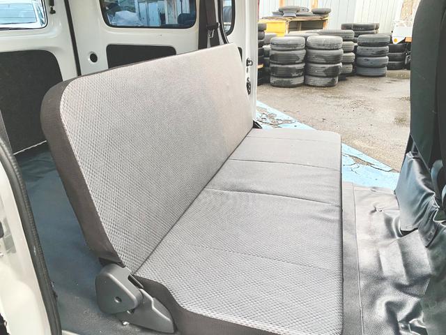 ハイゼットカーゴ スペシャルＳＡＩＩＩ　１オーナー　衝突被害軽減ブレーキ　車線逸脱警報　リアクリアランスソナー　ルーフキャリア　オートハイビーム　ＥＴＣ　Ｗエアバッグ　ＡＢＳ　横滑り防止装置　オーバーヘッドシェルフ　スペアキー　取説　記録簿（12枚目）